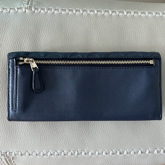 Coach Signature Leather deep Navy Blue wallet with gold accent - Picture 2 of 9